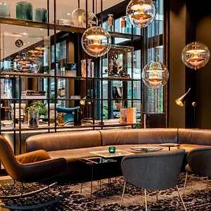 Hotel One Koeln-messe